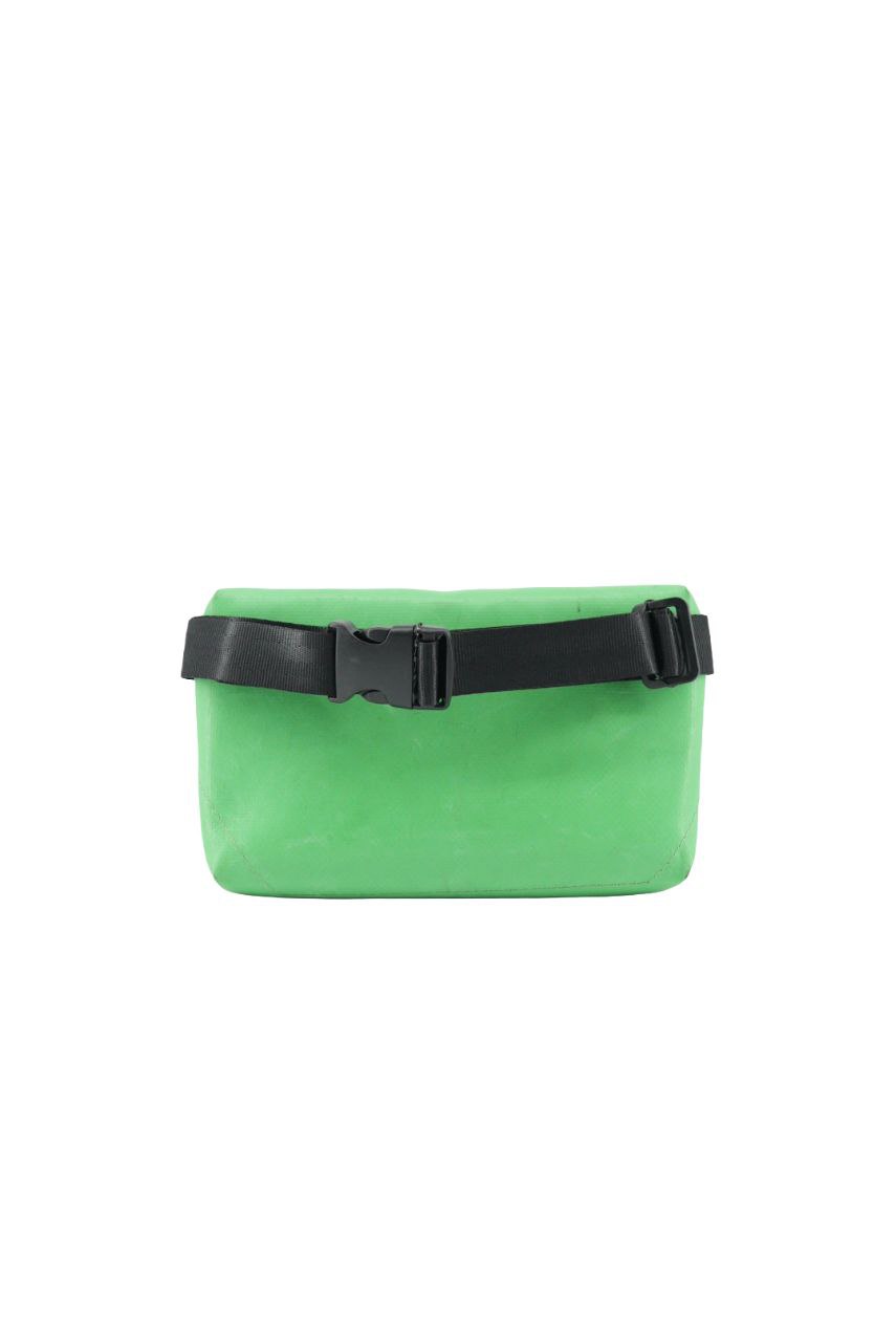 Bauchtasche aus recycelter LKW-Plane | Unisex | Crossbody tragbar | Handgemacht