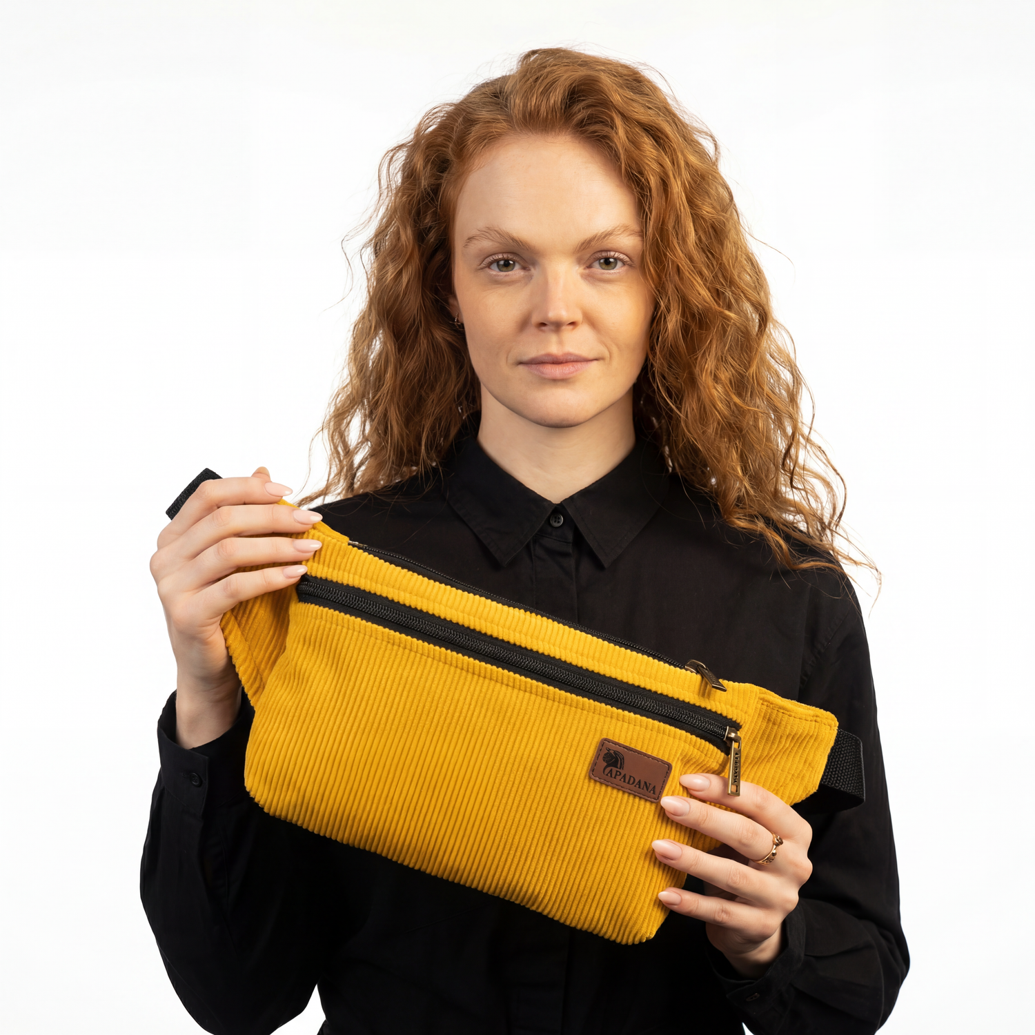 4-Eckig – Nachhaltige Cord-Bauchtasche mit 3 Fächern