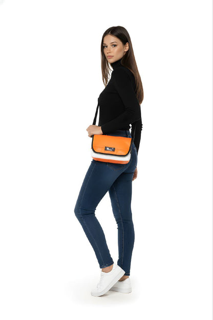 Umhängetasche aus recycelter LKW-Plane | Handgemacht | Unisex | Upcycling Schultertasche