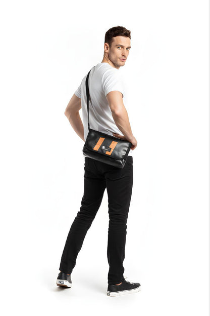 Umhängetasche aus recycelter LKW-Plane | Handgemacht | Unisex | Upcycling Schultertasche