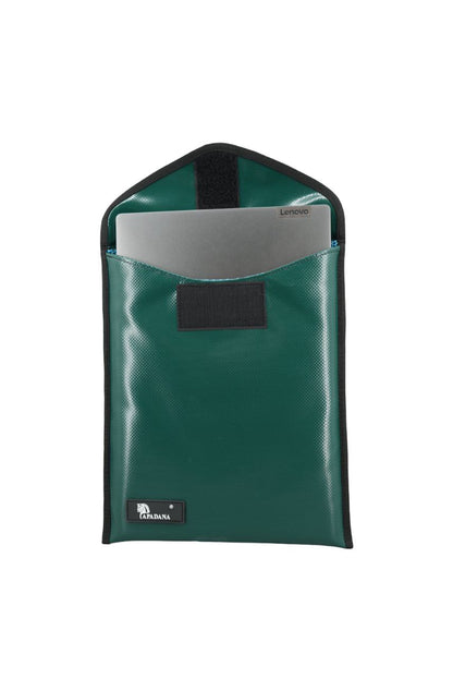 Laptop Tasche 10–13 Zoll aus recycelter LKW-Plane | Handgemachte Notebook Hülle