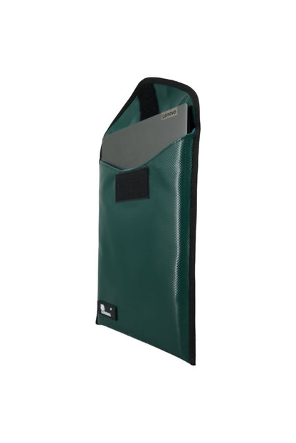Laptop Tasche 10–13 Zoll aus recycelter LKW-Plane | Handgemachte Notebook Hülle