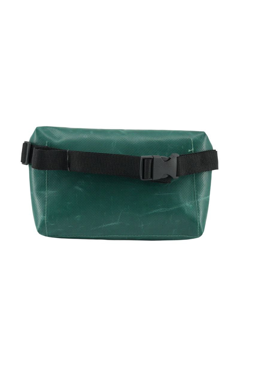 4-Ekig Bauchtasche aus recycelter LKW-Plane | Unisex | Crossbody tragbar | Handgemacht
