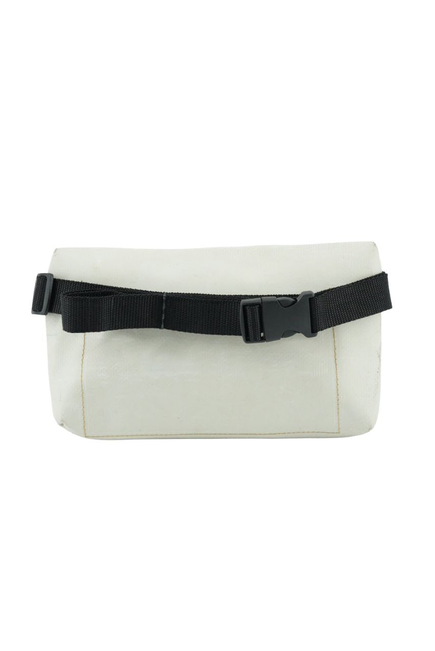 4-Ekig Bauchtasche aus recycelter LKW-Plane | Unisex | Crossbody tragbar | Handgemacht