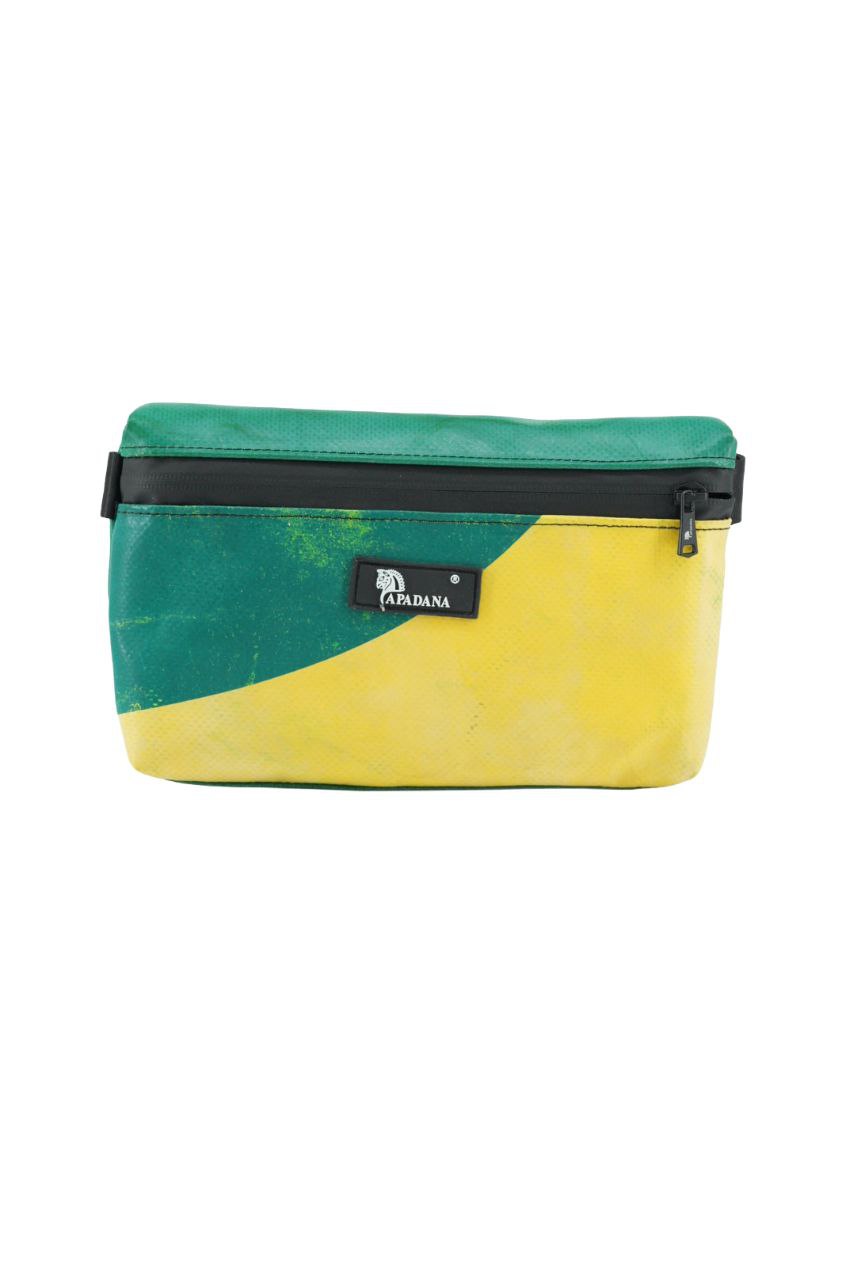 4-Ekig Bauchtasche aus recycelter LKW-Plane | Unisex | Crossbody tragbar | Handgemacht