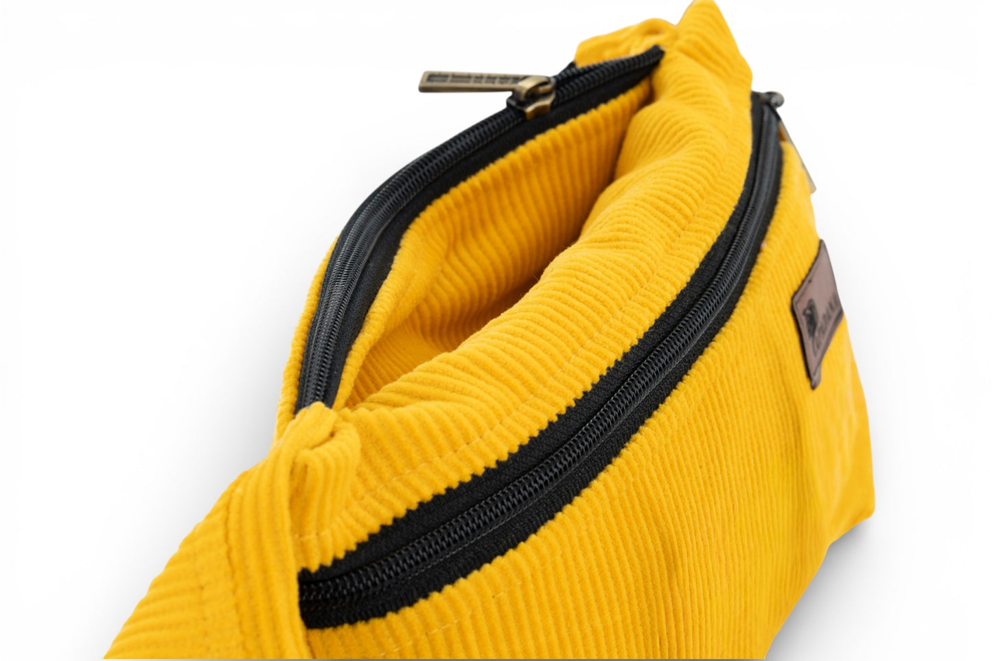 Bauchtasche aus Cord | Crossbody & Gürteltasche | 3 Fächer | Handgemacht