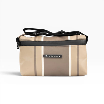 4-Ekig Bauchtasche aus recycelter LKW-Plane | Unisex | Crossbody tragbar | Handgemacht