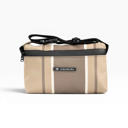 4-Ekig Bauchtasche aus recycelter LKW-Plane | Unisex | Crossbody tragbar | Handgemacht