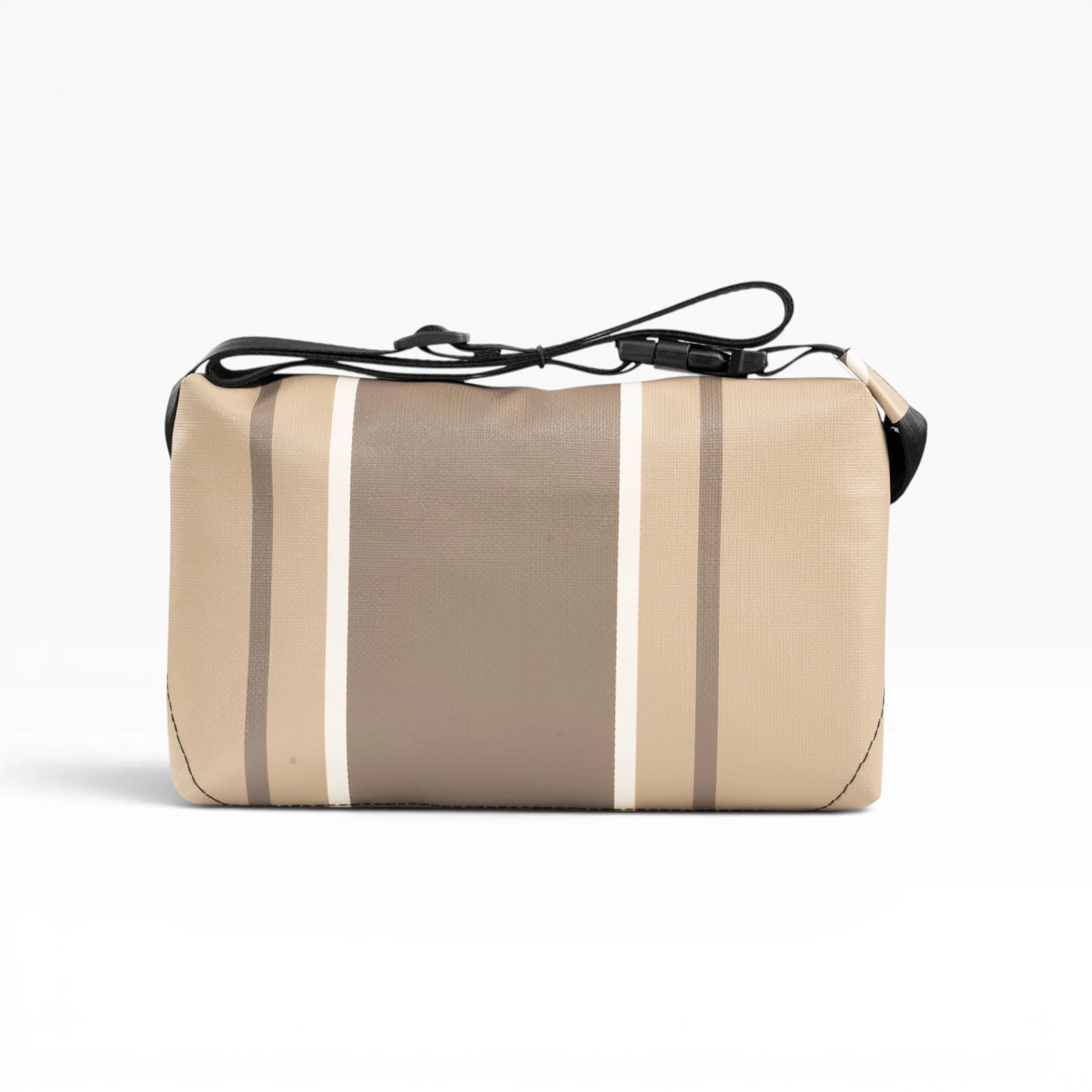 4-Ekig Bauchtasche aus recycelter LKW-Plane | Unisex | Crossbody tragbar | Handgemacht