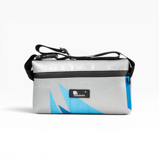 4-Ekig Bauchtasche aus recycelter LKW-Plane | Unisex | Crossbody tragbar | Handgemacht