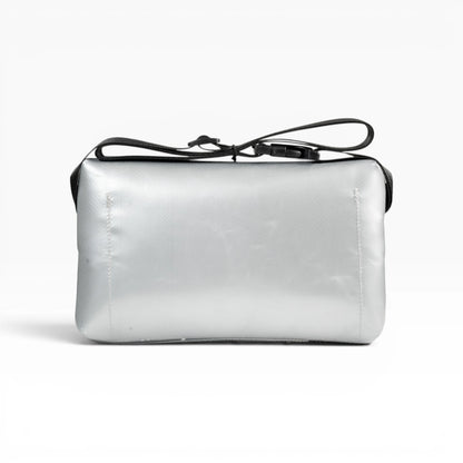 4-Ekig Bauchtasche aus recycelter LKW-Plane | Unisex | Crossbody tragbar | Handgemacht