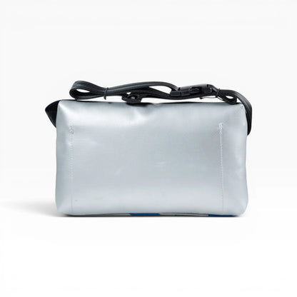 4-Ekig Bauchtasche aus recycelter LKW-Plane | Unisex | Crossbody tragbar | Handgemacht