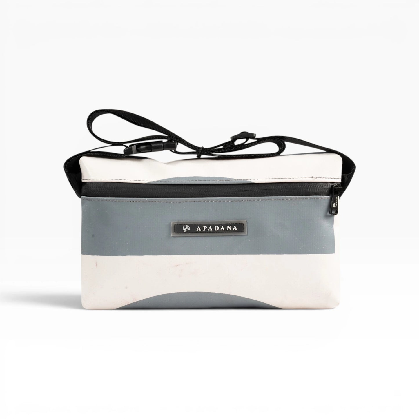 4-Ekig Bauchtasche aus recycelter LKW-Plane | Unisex | Crossbody tragbar | Handgemacht
