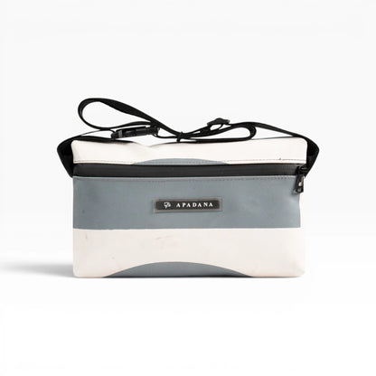 4-Ekig Bauchtasche aus recycelter LKW-Plane | Unisex | Crossbody tragbar | Handgemacht