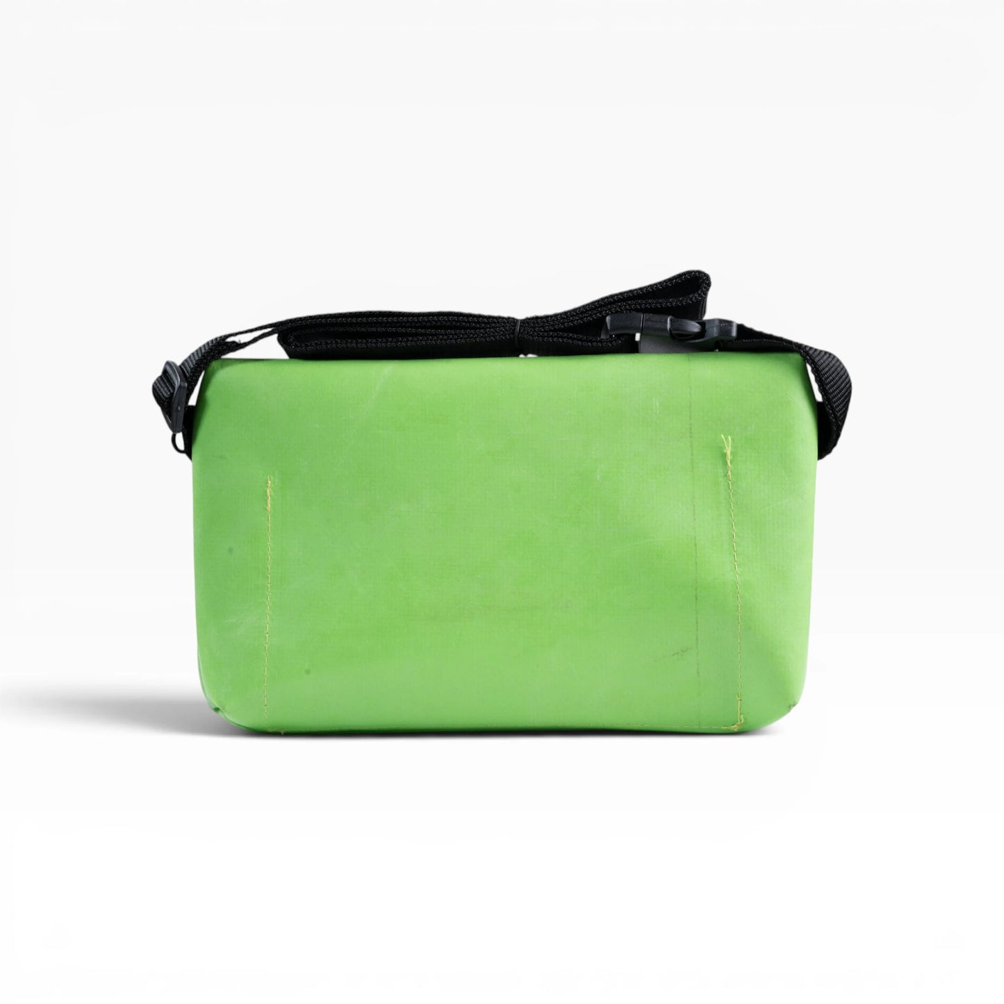 4-Ekig Bauchtasche aus recycelter LKW-Plane | Unisex | Crossbody tragbar | Handgemacht