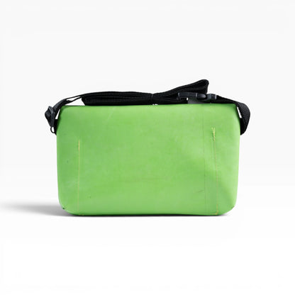 4-Ekig Bauchtasche aus recycelter LKW-Plane | Unisex | Crossbody tragbar | Handgemacht