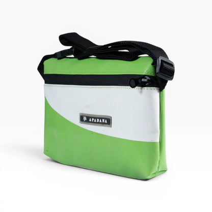 4-Ekig Bauchtasche aus recycelter LKW-Plane | Unisex | Crossbody tragbar | Handgemacht