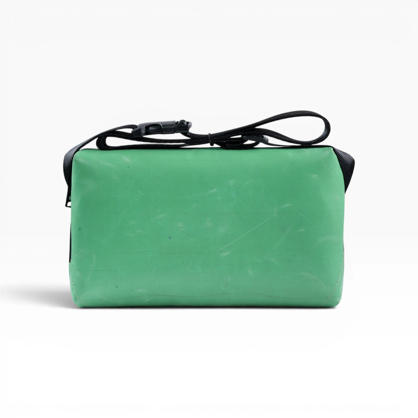 4-Ekig Bauchtasche aus recycelter LKW-Plane | Unisex | Crossbody tragbar | Handgemacht