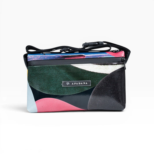 4-Ekig Bauchtasche aus recycelter LKW-Plane | Unisex | Crossbody tragbar | Handgemacht
