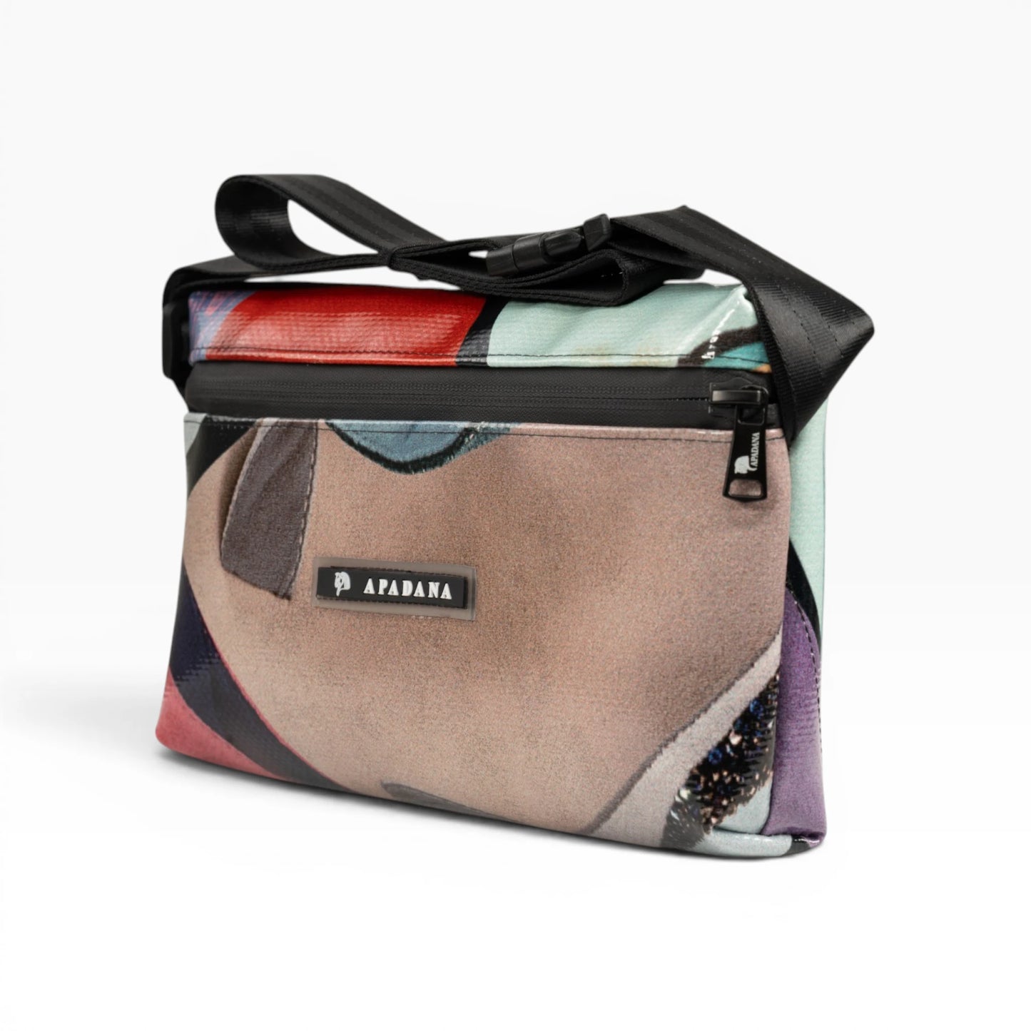 4-Ekig Bauchtasche aus recycelter LKW-Plane | Unisex | Crossbody tragbar | Handgemacht