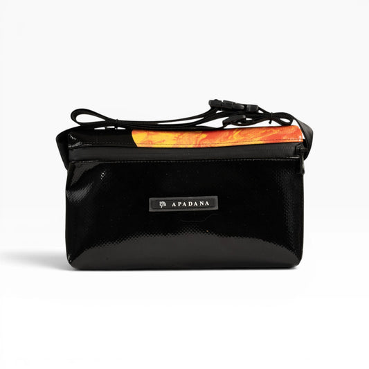 4-Ekig Bauchtasche aus recycelter LKW-Plane | Unisex | Crossbody tragbar | Handgemacht