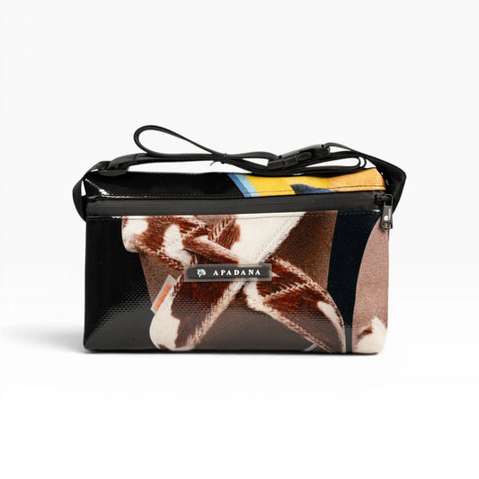 4-Ekig Bauchtasche aus recycelter LKW-Plane | Unisex | Crossbody tragbar | Handgemacht