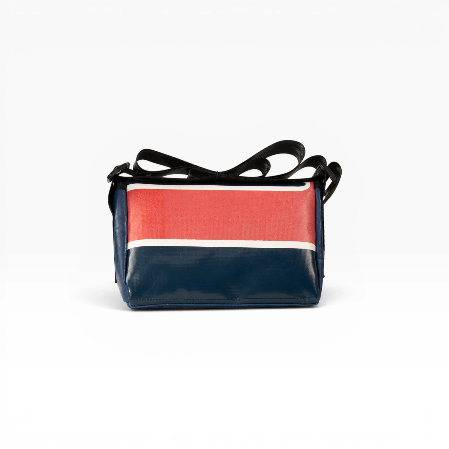 Umhängetasche aus recycelter LKW-Plane | Handgemacht | Unisex | Upcycling Schultertasche