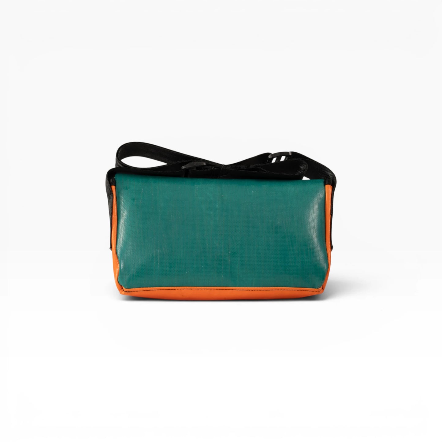 Umhängetasche aus recycelter LKW-Plane | Handgemacht | Unisex | Upcycling Schultertasche