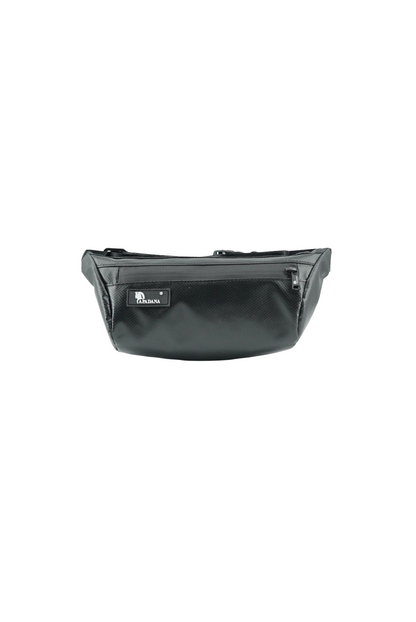 Handgemachte Bauchtasche aus recycelter LKW-Plane – Unikat & wasserabweisend