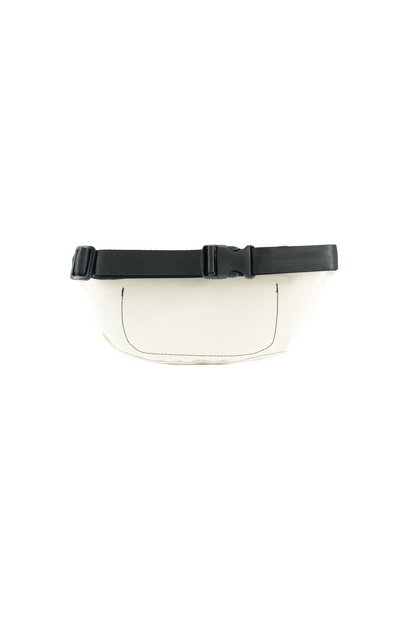 Handgemachte Bauchtasche aus recycelter LKW-Plane – Unikat & wasserabweisend