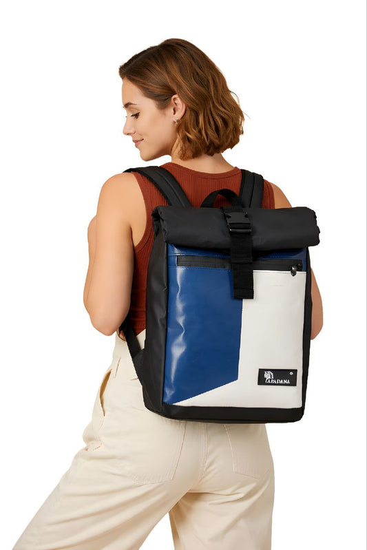 Rolltop Rucksack aus recycelter LKW-Plane | Wasserdicht | Laptopfach | Handgemacht | Unisex