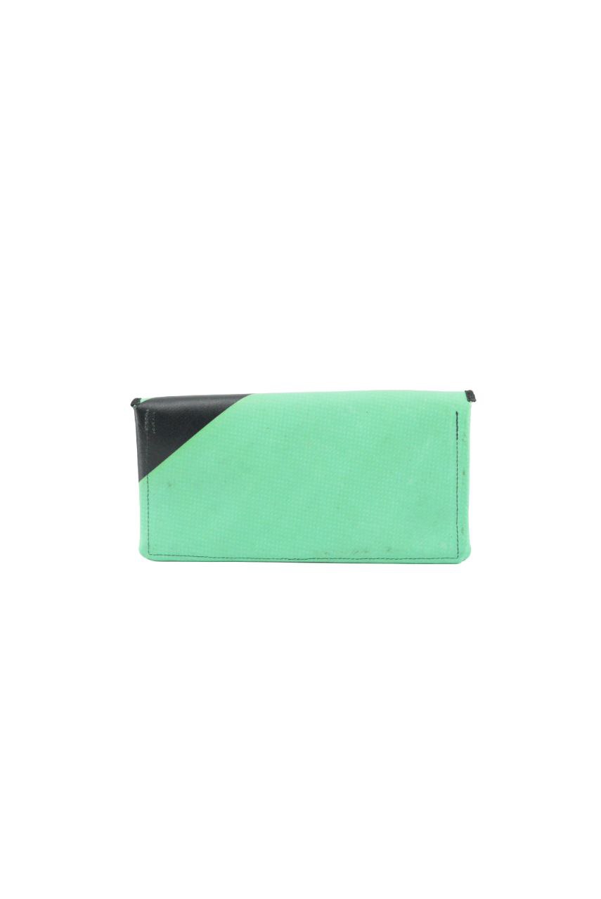 Portemonnaie aus recycelter LKW-Plane | Mit Reißverschlussfach | Unisex | Handgemacht | Auch als Tabaktasche nutzbar