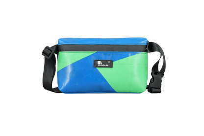 4-Ekig Bauchtasche aus recycelter LKW-Plane | Unisex | Crossbody tragbar | Handgemacht