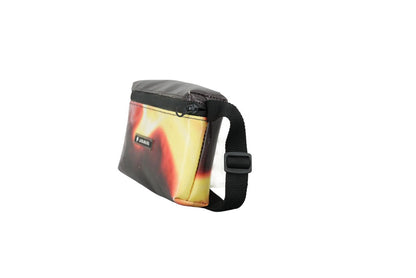 4-Ekig Bauchtasche aus recycelter LKW-Plane | Unisex | Crossbody tragbar | Handgemacht