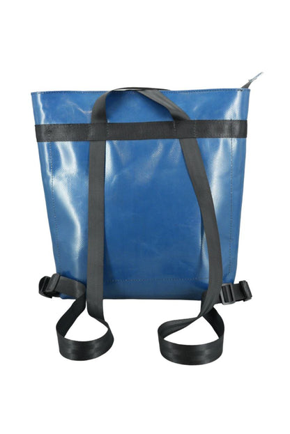 2-in-1 Tasche aus recycelter LKW-Plane – Shopper & Rucksack – 35×29×10 cm – Für Reisen & Einkauf
