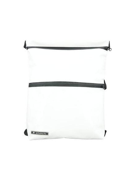 Rolltop Umhängetasche aus recycelter LKW-Plane