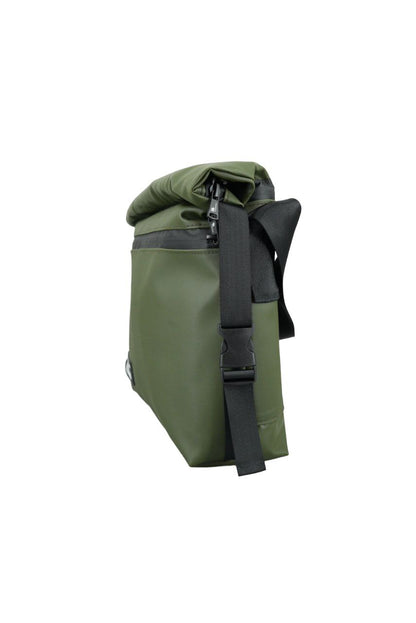 Rolltop Umhängetasche aus recycelter LKW-Plane