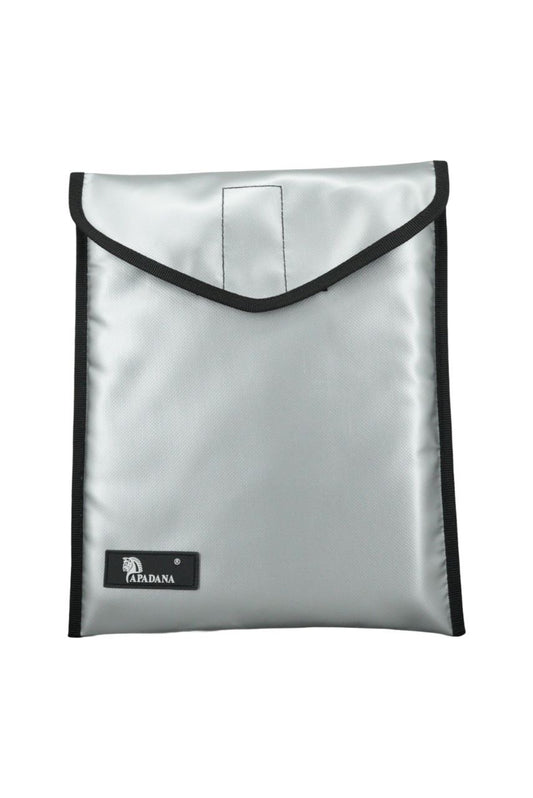 Laptop Tasche 10–13 Zoll aus recycelter LKW-Plane | Handgemachte Notebook Hülle