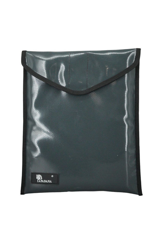 Laptop Tasche 10–13 Zoll aus recycelter LKW-Plane | Handgemachte Notebook Hülle