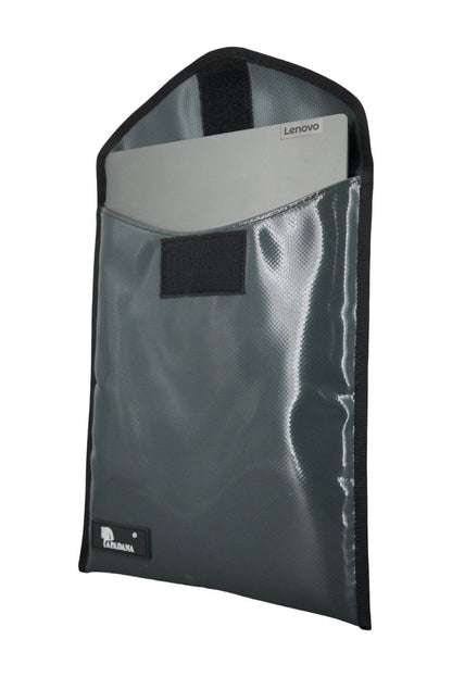 Laptop Tasche 10–13 Zoll aus recycelter LKW-Plane | Handgemachte Notebook Hülle