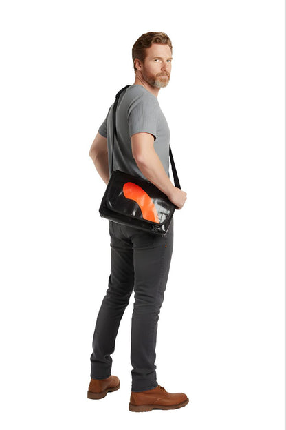 Laptop Tasche aus recycelter LKW-Plane | 13–14 Zoll | Handgemacht | Umhängetasche Unisex