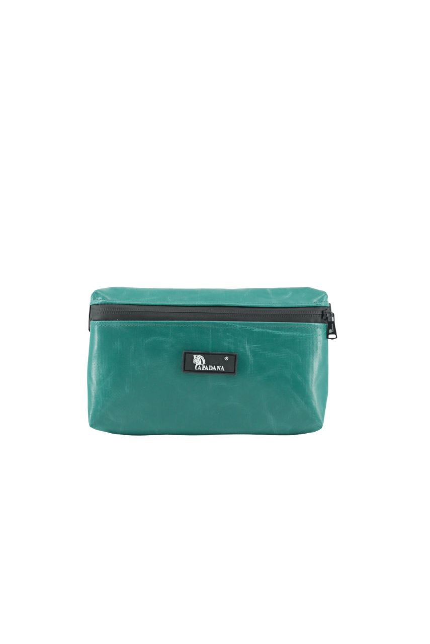 Bauchtasche aus recycelter LKW-Plane | Unisex | Crossbody tragbar | Handgemacht