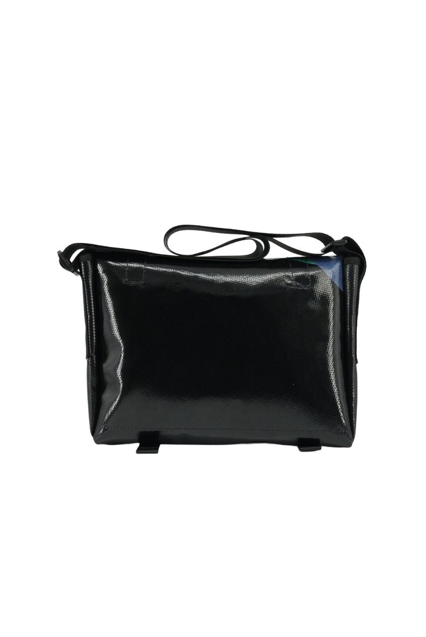 Laptop Tasche aus recycelter LKW-Plane | 13–14 Zoll | Handgemacht | Umhängetasche Unisex