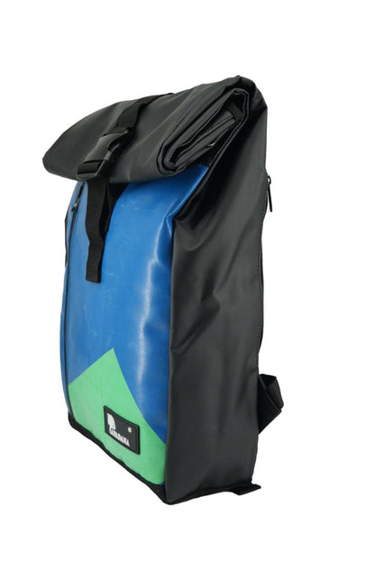 Rolltop Rucksack aus recycelter LKW-Plane | Wasserdicht | Laptopfach | Handgemacht | Unisex