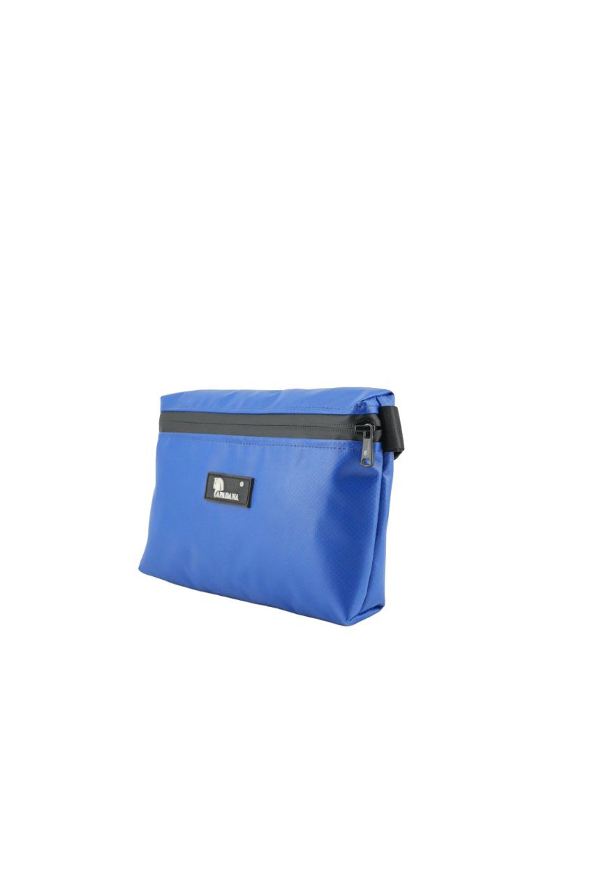 Bauchtasche aus recycelter LKW-Plane | Unisex | Crossbody tragbar | Handgemacht