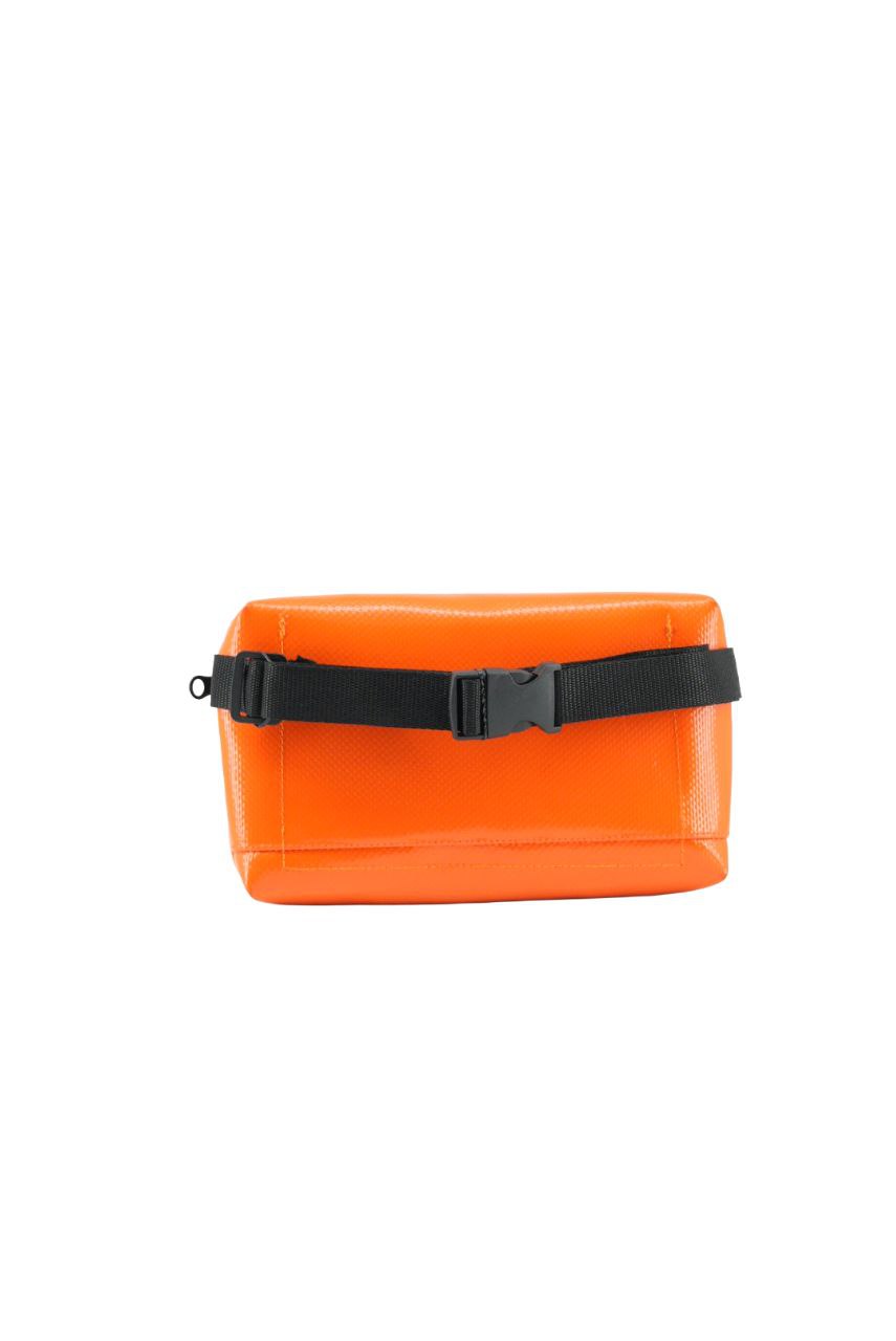 Bauchtasche aus recycelter LKW-Plane | Unisex | Crossbody tragbar | Handgemacht