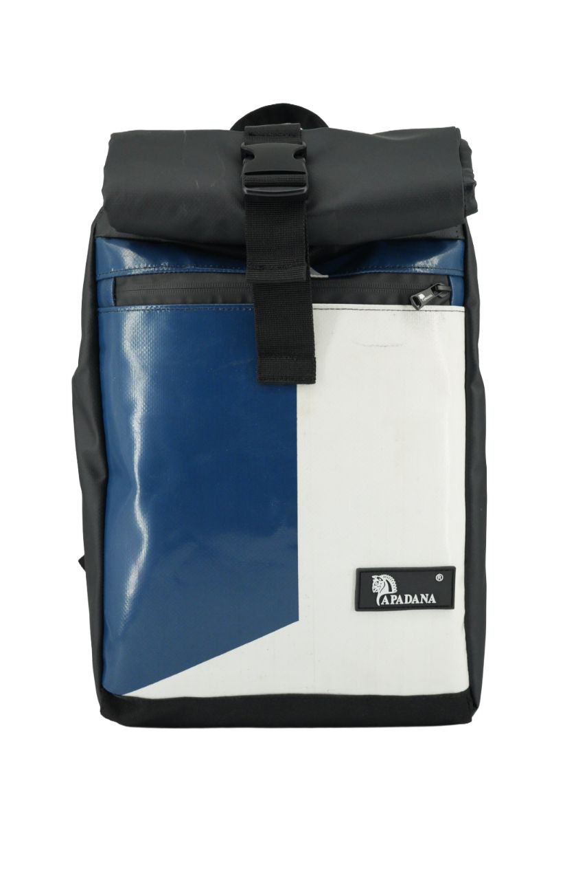 Rolltop Rucksack aus recycelter LKW-Plane | Wasserdicht | Laptopfach | Handgemacht | Unisex